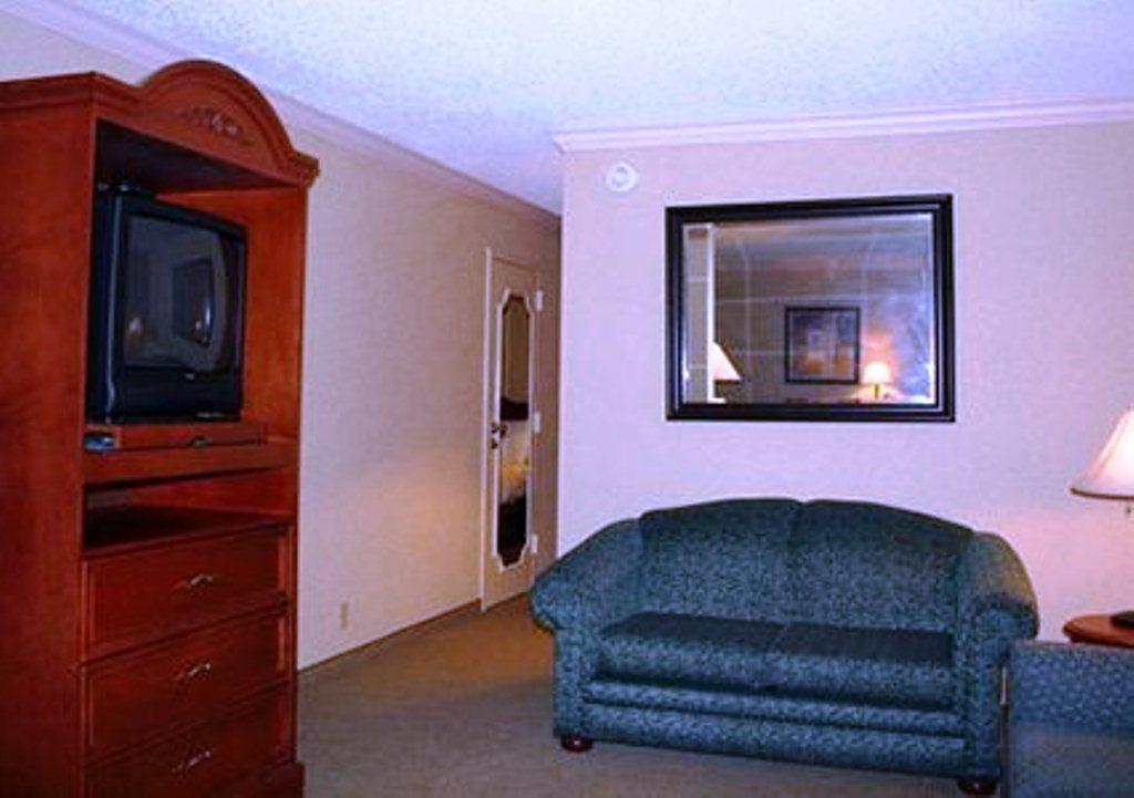 Clarion Inn Conference Center Modesto Eksteriør bilde