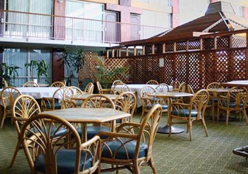 Clarion Inn Conference Center Modesto Eksteriør bilde