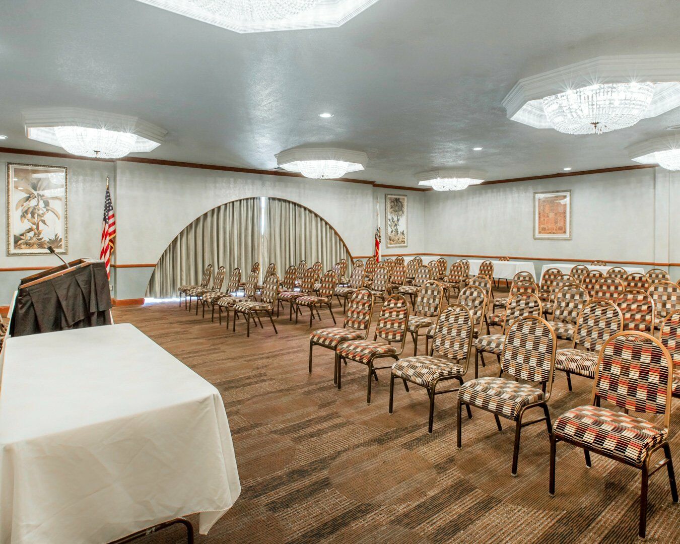 Clarion Inn Conference Center Modesto Eksteriør bilde